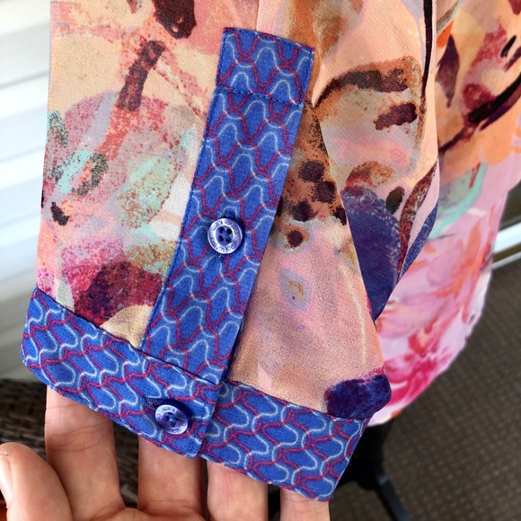 🛑SOLD🛑💕EUC Calvin Klein Pink Sheer Top💕 - Picture 9 of 10